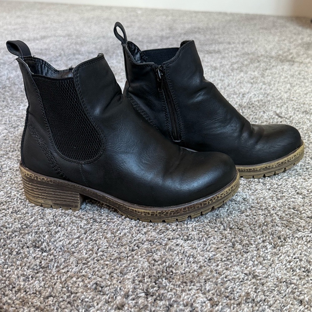 Black Casual Snow Slip-On Bootie - Picture 6 of 7